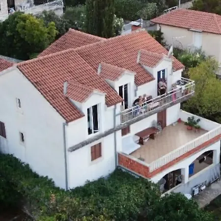 Daire Apartman Pegre - No A/c *
